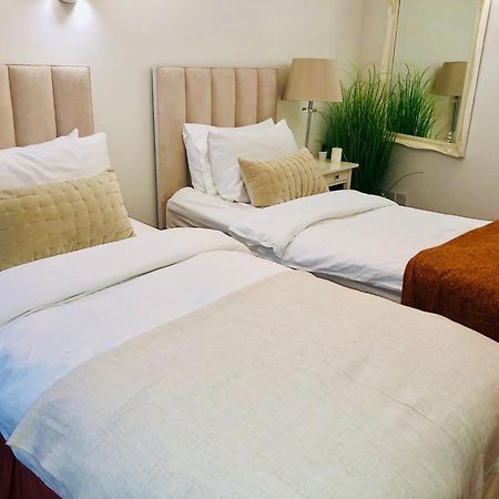 Contemporary Large Apartment In An Ideal Location Bath Kültér fotó
